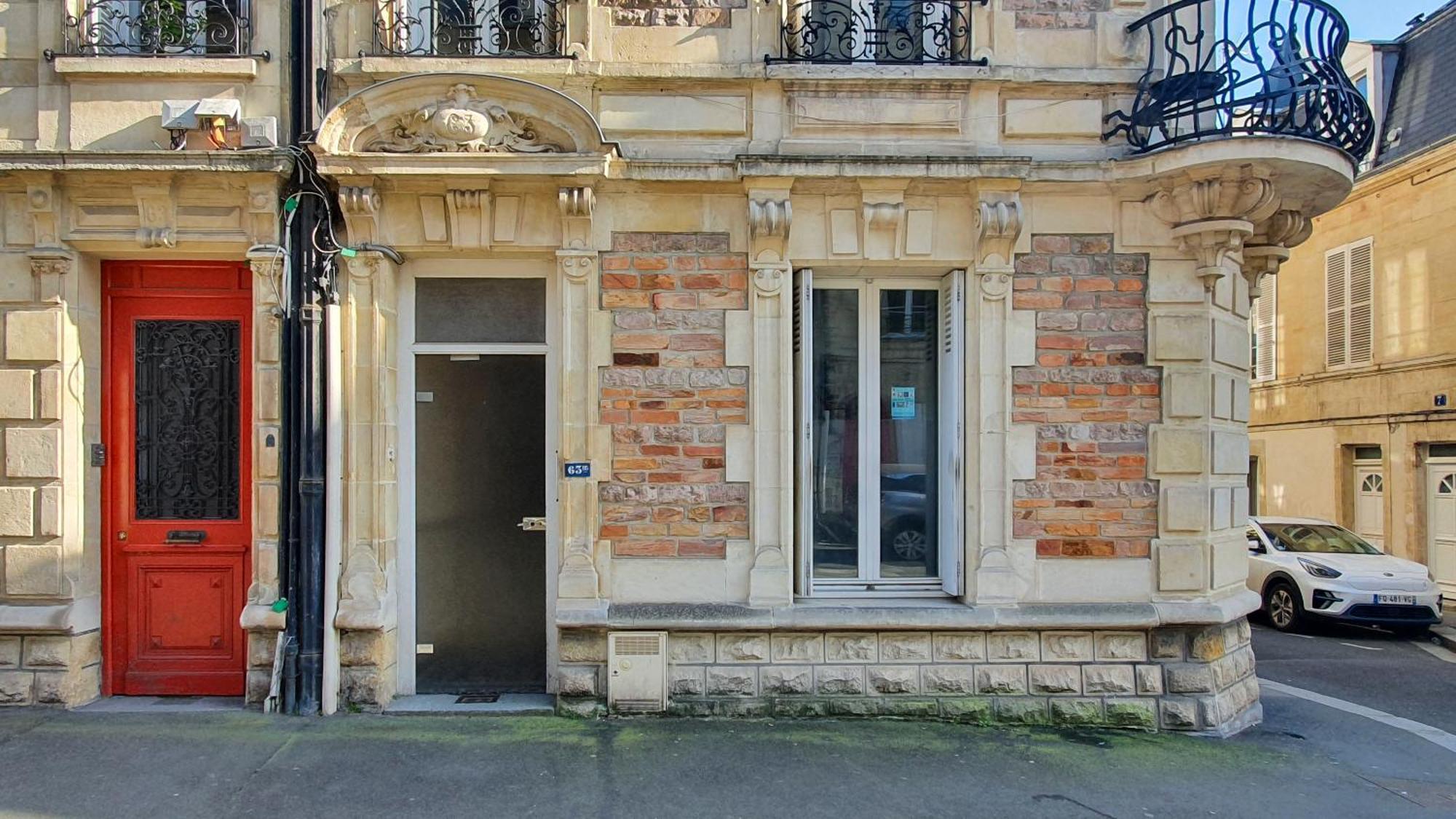 Charming Studio With View Of The Abbaye-Aux-Hommes Caen Szoba fotó